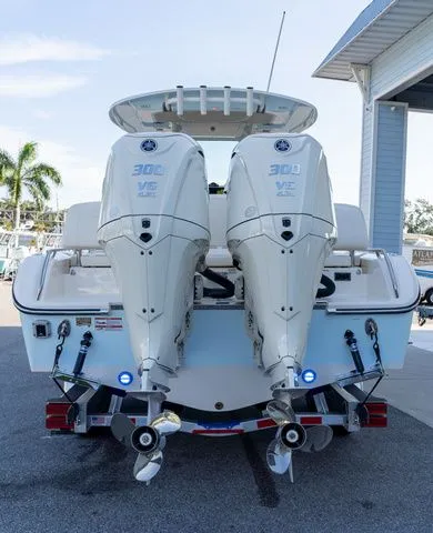Slide: The Image of Grady-White 281 Coastal Explorer 2026 - 45