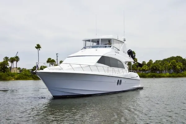 Slide: The Image of Hatteras 60 MY Motor Yacht 2009 - 1