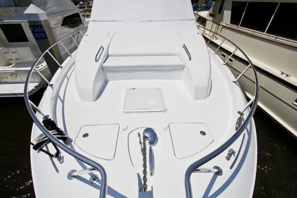 Slide: The Image of Hatteras 60 MY Motor Yacht 2009 - 9