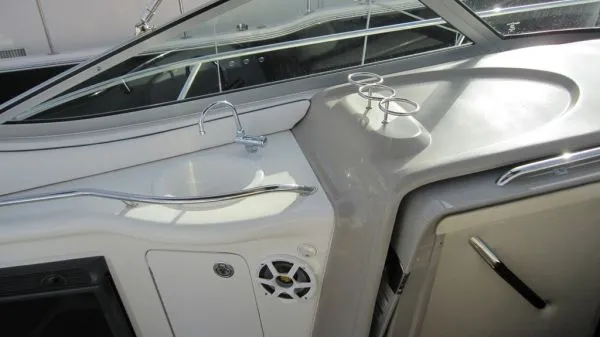 Slide: The Image of Sea Ray 300 SUNDANCER W/350 MAG'S FWC 2007 - 8