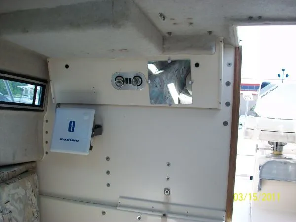 Slide: The Image of Grady-White 232 Gulfstream 1994 - 10