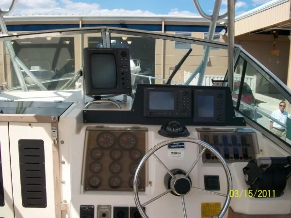 Slide: The Image of Grady-White 232 Gulfstream 1994 - 2