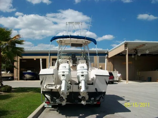Slide: The Image of Grady-White 232 Gulfstream 1994 - 5