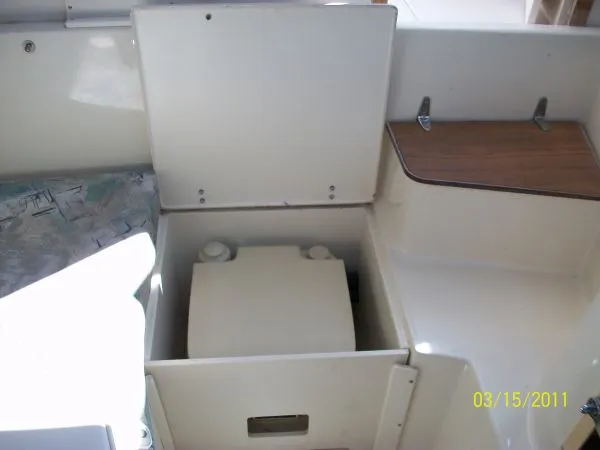 Slide: The Image of Grady-White 232 Gulfstream 1994 - 9