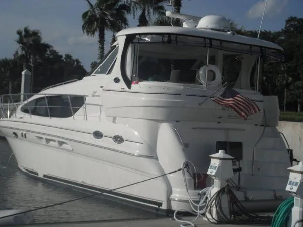 Slide: The Image of Sea Ray 390 Motor Yacht 2005 - 4