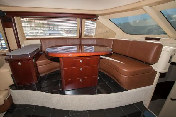 Slide: The Image of Sea Ray 580 Sedan Bridge 2006 - 11