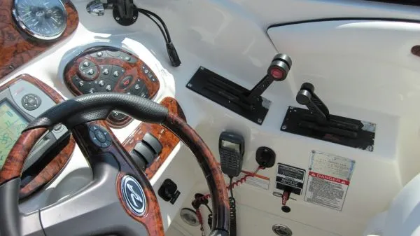 Slide: The Image of Sea Ray 290 SLX W/ 6.2 Liters 2007 - 2