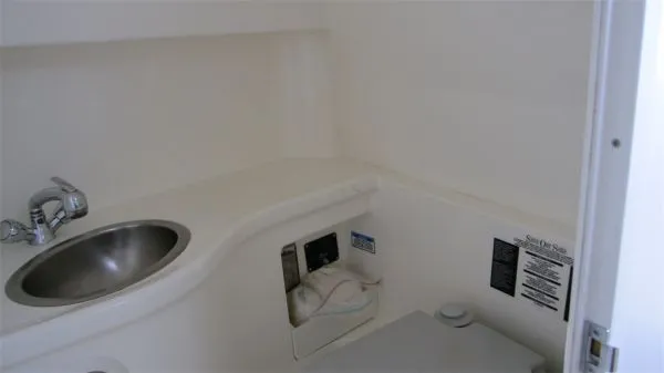 Slide: The Image of Boston Whaler 275 CONQUEST (Reduced) 2005 - 10