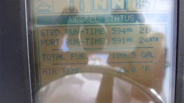 Slide: The Image of Boston Whaler 275 CONQUEST (Reduced) 2005 - 3