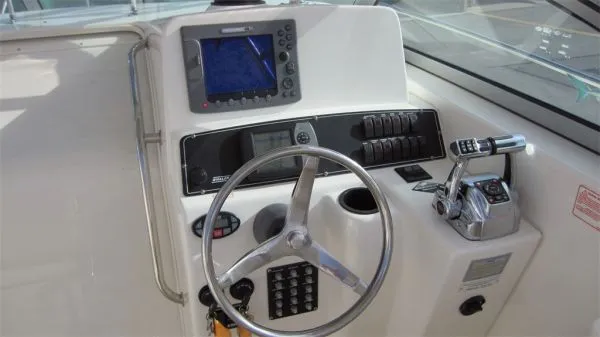 Slide: The Image of Boston Whaler 275 CONQUEST (Reduced) 2005 - 4