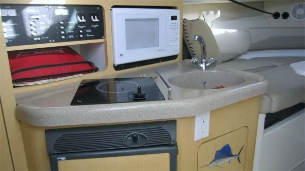 Slide: The Image of Boston Whaler 275 CONQUEST (Reduced) 2005 - 7