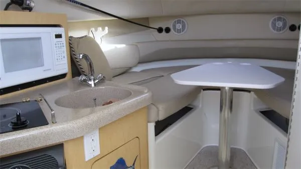 Slide: The Image of Boston Whaler 275 CONQUEST (Reduced) 2005 - 8