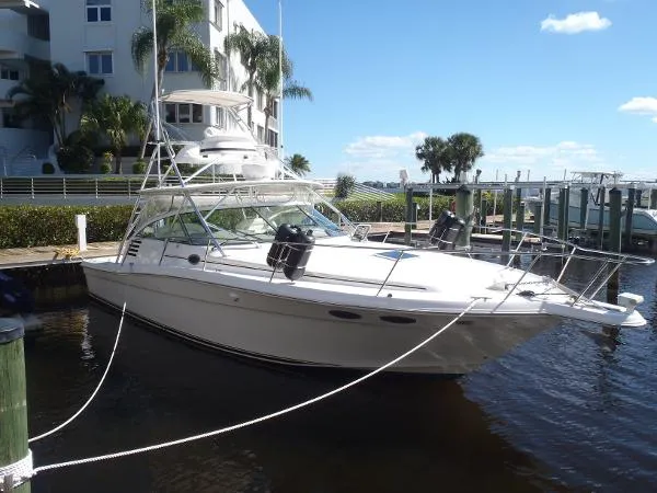 Slide: The Image of Sea Ray Express Cruiser W/Marlin Tower 1999 - 2
