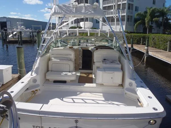 Slide: The Image of Sea Ray Express Cruiser W/Marlin Tower 1999 - 5