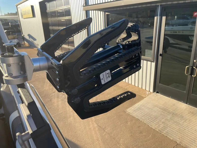 Slide: The Image of Malibu Wakesetter 23 MXZ 2024 - 39