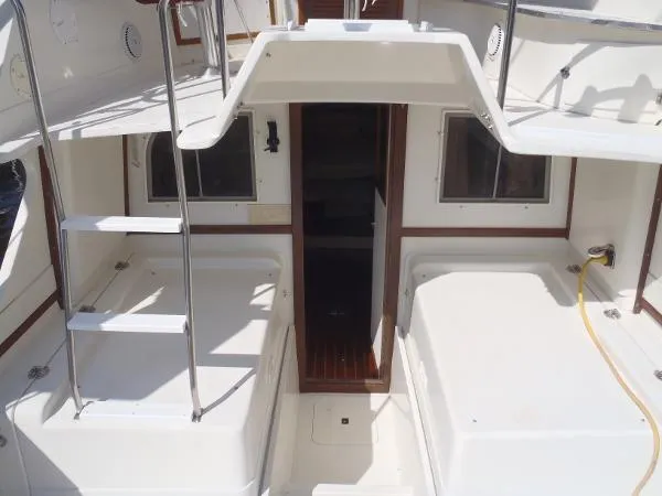Slide: The Image of Blackfin Flybridge 1987 - 4