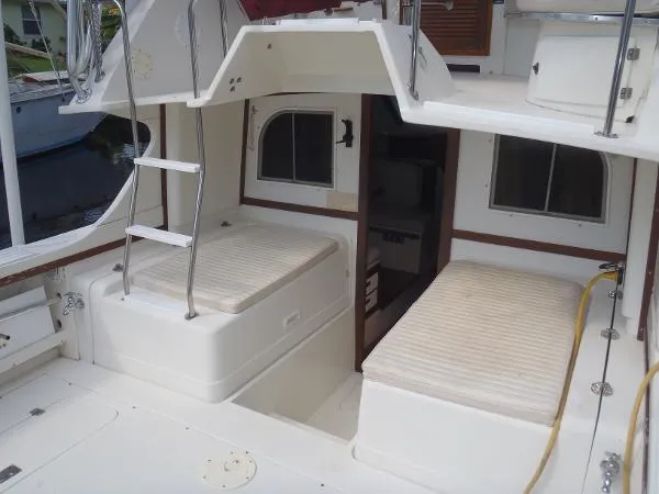 Slide: The Image of Blackfin Flybridge 1987 - 6