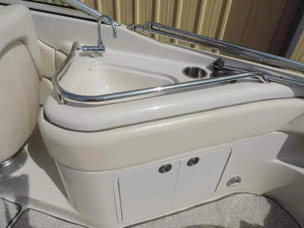 Slide: The Image of Sea Ray 240 Sundeck 2008 - 9