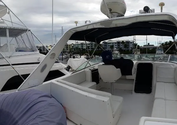 Slide: The Image of Bayliner 4788 Pilot House Motoryacht 2001 - 10