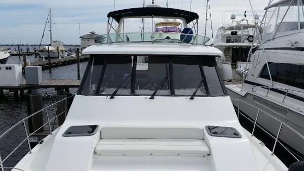 Slide: The Image of Bayliner 4788 Pilot House Motoryacht 2001 - 6