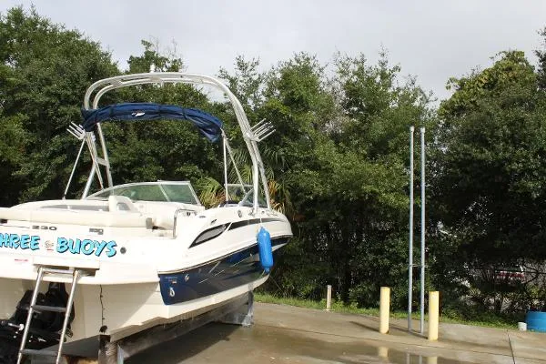 Slide: The Image of Sea Ray 230 Sundeck 2009 - 3