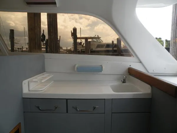 Slide: The Image of Bertram 31 Sportfisher 1965 - 8