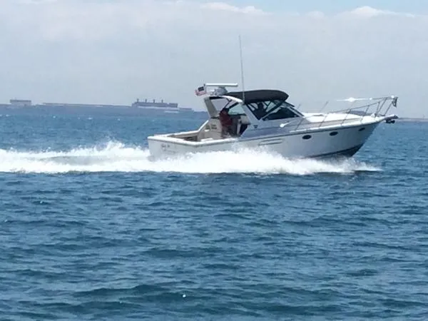 Slide: The Image of Tiara 3100 Open 2000 - 6