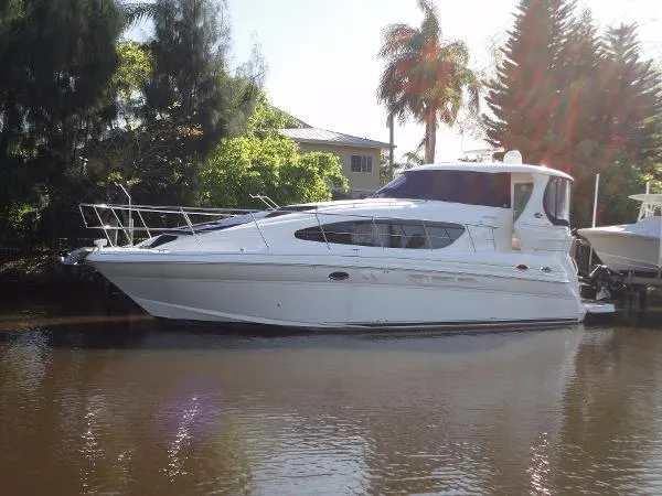 Slide: The Image of Sea Ray 40 Motor Yacht- Lift Thruster 2006 - 0