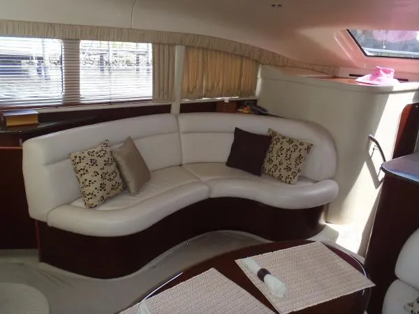 Slide: The Image of Sea Ray 40 Motor Yacht- Lift Thruster 2006 - 7