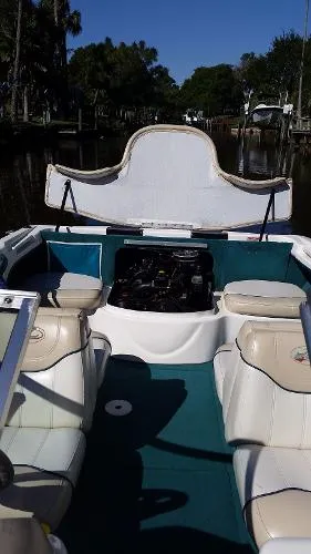 Slide: The Image of Sea Ray Bow Rider 1998 - 3
