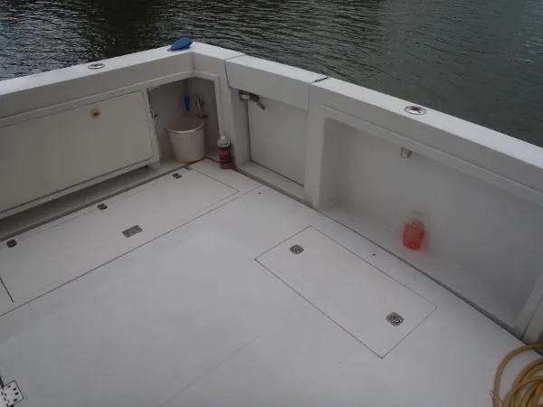 Slide: The Image of Jupiter Sport Fish 2002 - 9