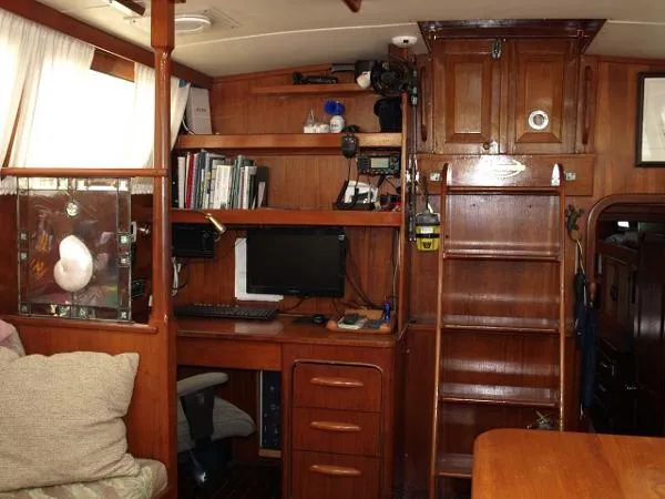 Slide: The Image of Gulfstar 47 Sailmaster 1979 - 9