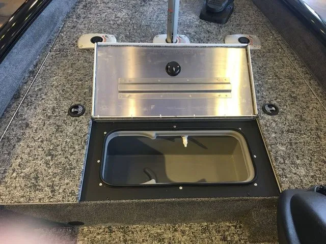 Slide: The Image of Tracker Pro Team 175 TF 2026 - 13