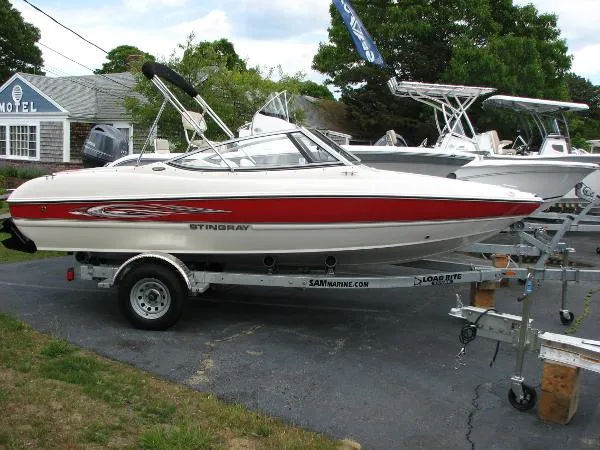 Slide: The Image of Stingray 180 LS/LX 2013 - 2
