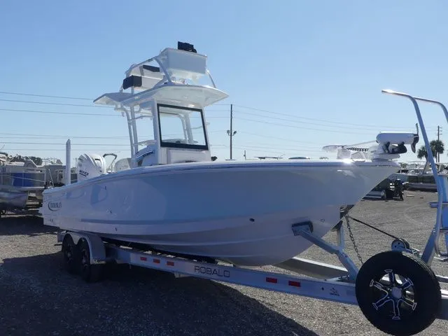 Slide: The Image of Robalo 266 Cayman SD 2026 - 3