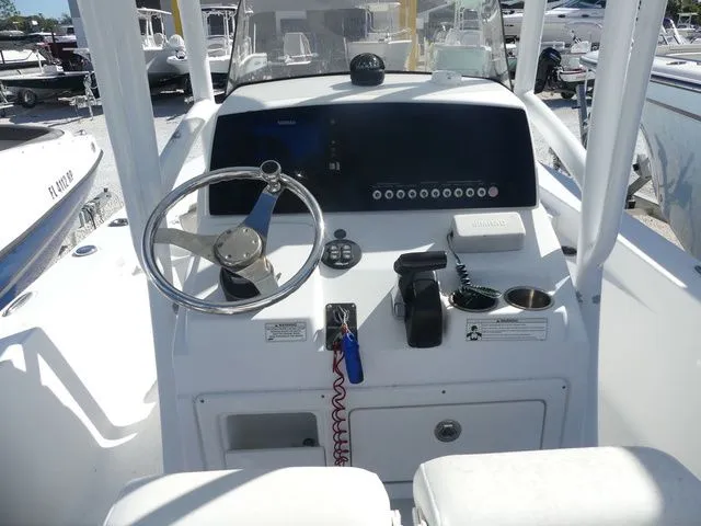 Slide: The Image of Sportsman Masters 227 Bay Boat 2015 - 7