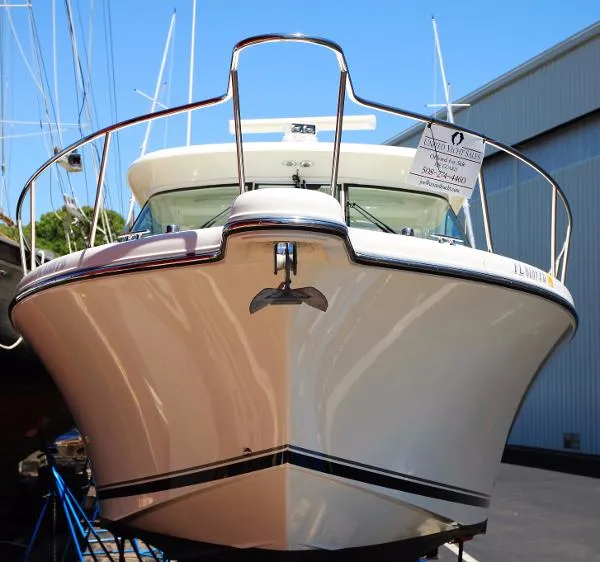 Slide: The Image of Pursuit 375 Offshore 2010 - 1