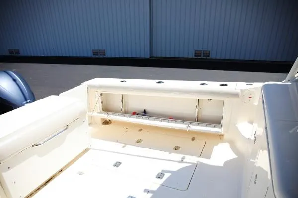 Slide: The Image of Pursuit 375 Offshore 2010 - 11