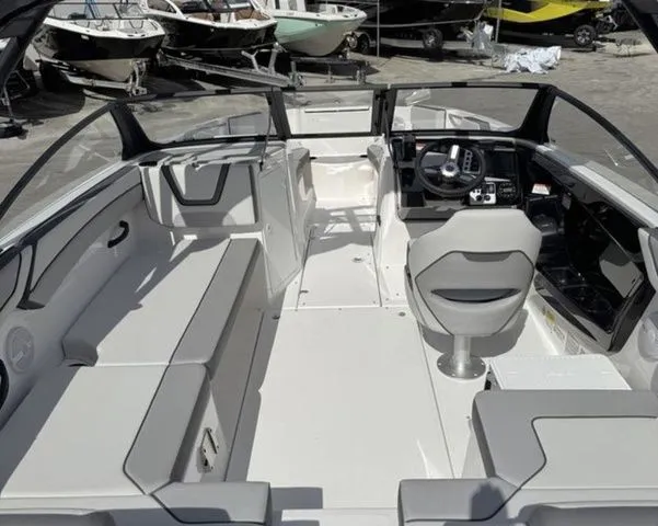 Slide: The Image of Yamaha AR220 2026 - 11