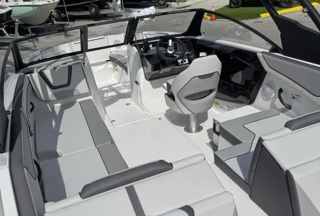 Slide: The Image of Yamaha AR220 2026 - 9