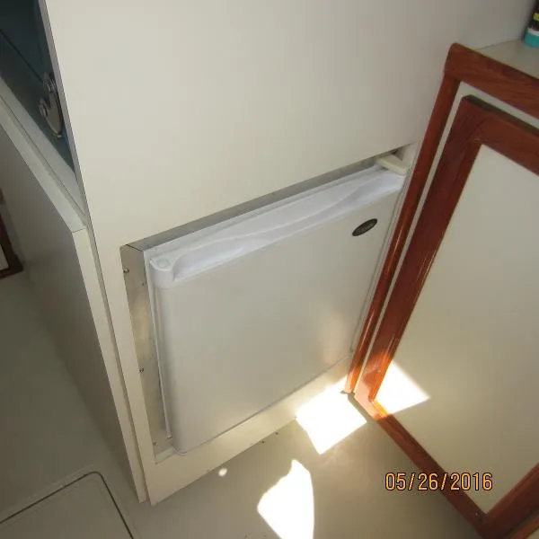 Slide: The Image of Chris-Craft 28 Commander Sports Express 1972 - 11