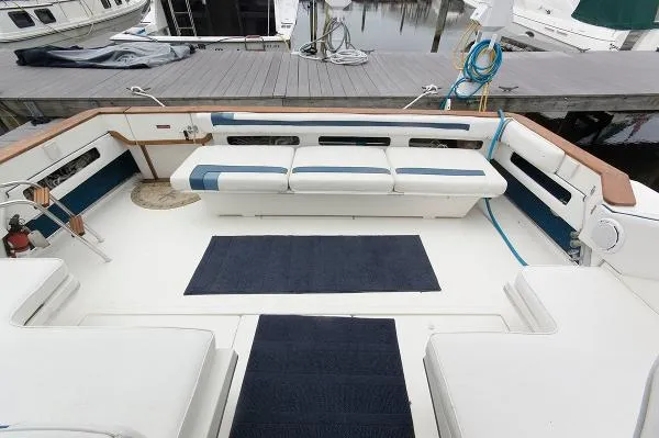 Slide: The Image of Sea Ray 39 Express Cruiser 1989 - 6