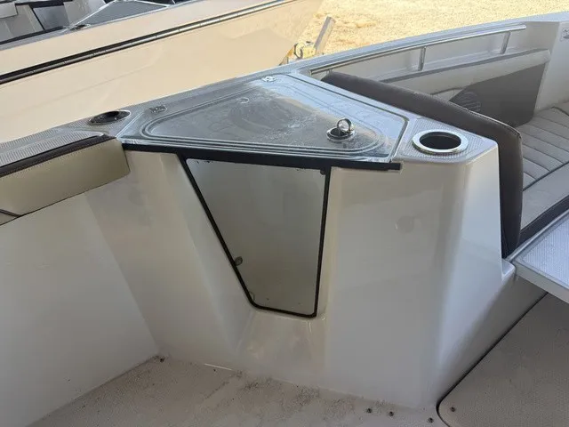 Slide: The Image of Yamaha 255 FSH Sport E 2026 - 27