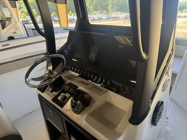 Slide: The Image of Yamaha 255 FSH Sport E 2026 - 14