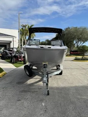 Slide: The Image of Yamaha 255XD 2026 - 4