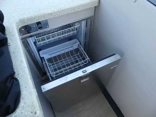 Slide: The Image of Harris Grand Mariner Series SL 270 2016 - 10