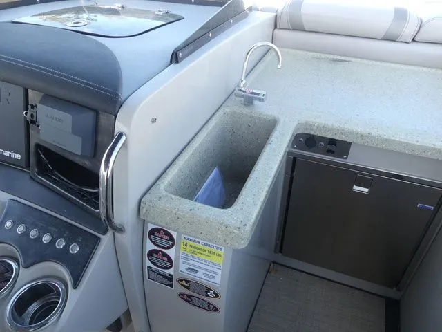 Slide: The Image of Harris Grand Mariner Series SL 270 2016 - 11