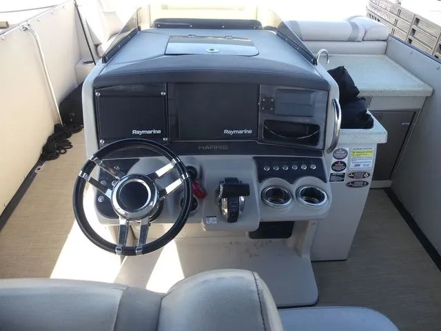 Slide: The Image of Harris Grand Mariner Series SL 270 2016 - 8