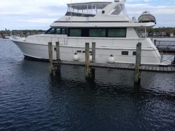 Slide: The Image of Hatteras 65' Sport Deck Motor Yacht 1998 - 1