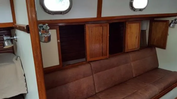 Slide: The Image of Shannon Sailboat 1981 - 2